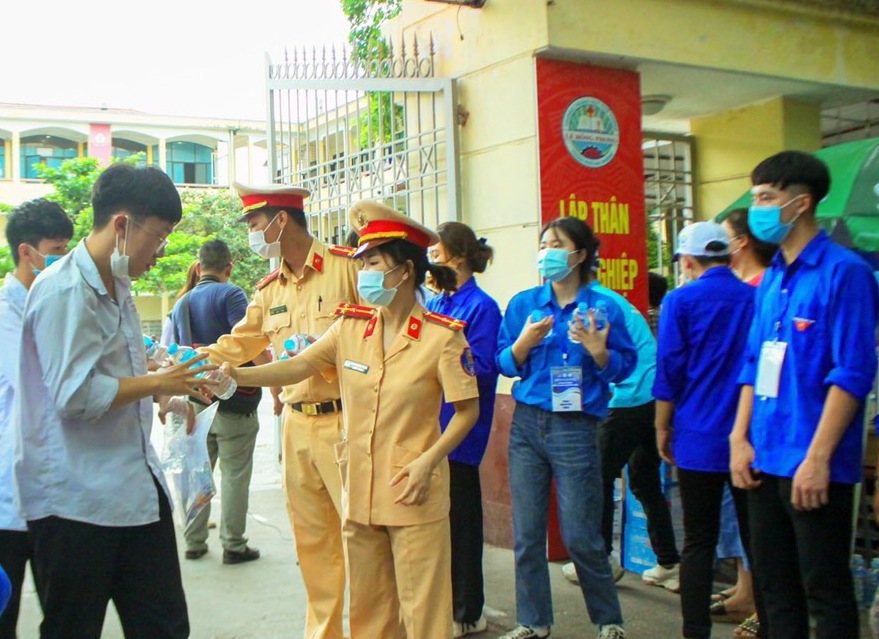 Tuổi trẻ Công an Hải Phòng: Chú trọng làm tốt công tác tuyên truyền TTATGT, phòng cháy, chữa cháy